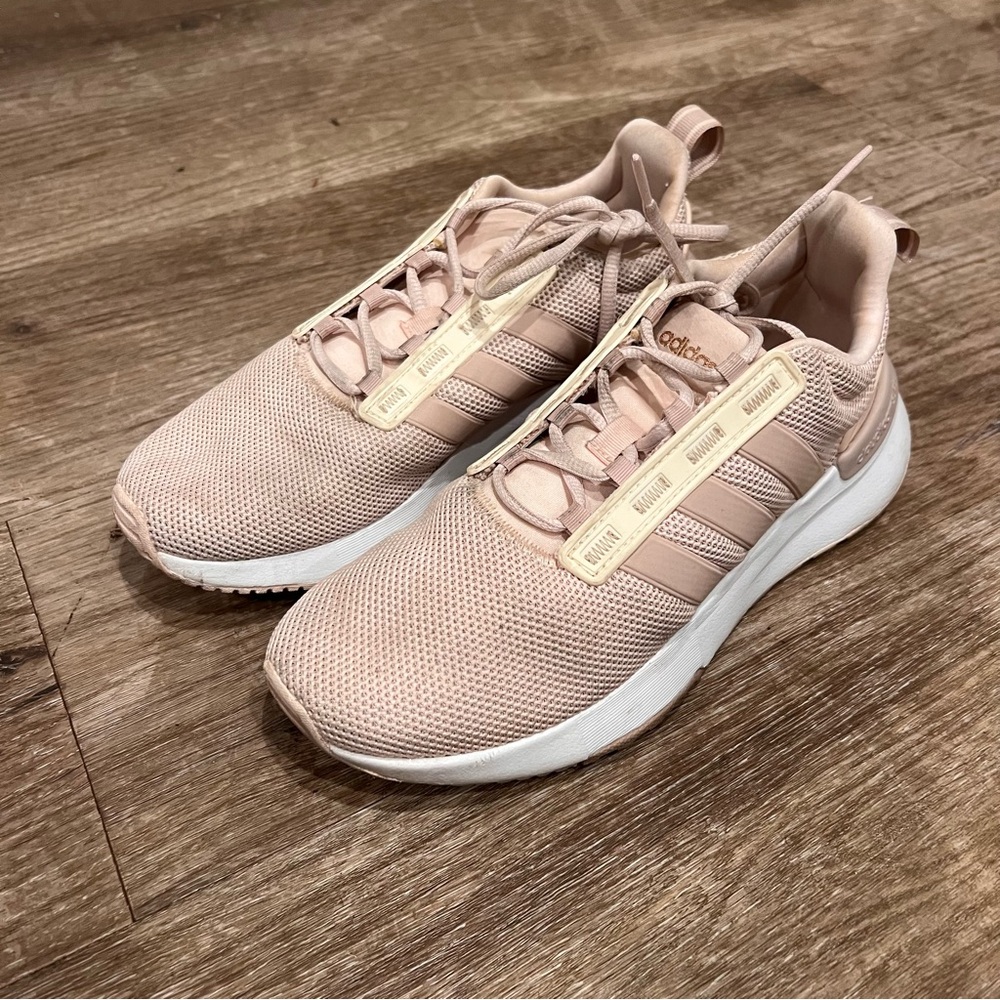 Women’s 7.5 Pink Adidas Running Sneakers Trainers